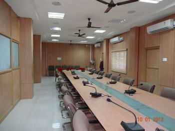 Wooden Partitions Brand Aim Color Brown Material Wooden Appearance Modern Durability Durable Quality High Quality Usage/Application - Aim Interiors - India