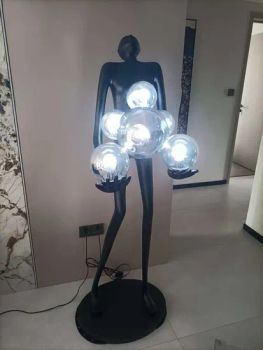 Luxury Lighting Iron Man Figure Nordic Lamp Light Decoration Exhibition Floor Lamp - Guangzhou Namchi Culture & Arts Company - China
