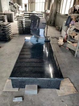 Poland Polish Style Black Grave Stones Granite Tombstones and Monuments - HEBEI JINKUI IMPORT & EXPORT TRADING CO., LTD. - China