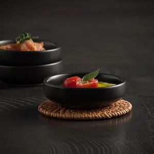Stylish Round Mat Black Dish Snacks and Dipping Sauces Ceramic Plate - Chaozhou Fuyingmei Trading Co., Ltd. - China
