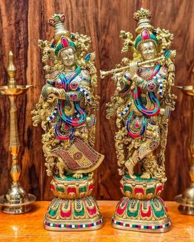 Customized Brass Handicrafts Color GOLDEN Weight Medium Material BRASS Size CUSTOMIZED Finish Polished Product Type - AVM Metals - India