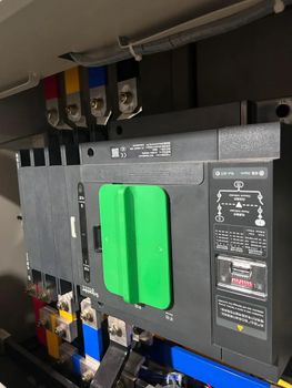 Automatic Changeover Switches Schneider Electric Pole 4 Pole Current Rating 63 A Voltage Rating 240 V Operation Mode - Alpha Electricals - India
