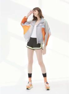 Modern Design Hot Selling Women Light Weight Wholesale Custom Tennis Sunscreen Female Jacket Sun Protection Clothing Rash Guard Loosefit Anti-UV - Times Chensheng (Xiamen) Trading Co., Ltd. - China