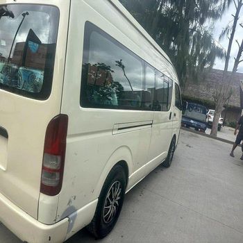Powerful Toyota Hiace Fairly Used Excellent Condition No Engine Issues Genuine Car Original Documents - Smart Agri GmbH - Germany