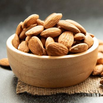 Best Quality California Almonds Fresh Cleaned and Graded for Snacks Bakery and Confectionery Use from PILOTEXPORT IMPORT AND EXPORT LTD Best Quality California Almonds Fresh Cleaned and Graded for Snacks Bakery and Confectionery Use - PILOTEXPORT IMPORT AND EXPORT LTD - South Africa