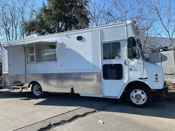 Mobile Food Trucks for Sale at Discounted Prices Affordable and High Performance Food Trucks for Sale Ready for export - Summit Industrial LLC - United States