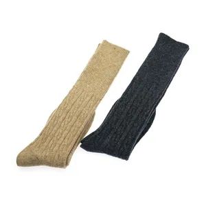 Seamless Fluffy and Soft Thermal Cable Kh Short Ankle Breathable Sports Socks - Wuxi Taste Textile Co., Ltd. - China