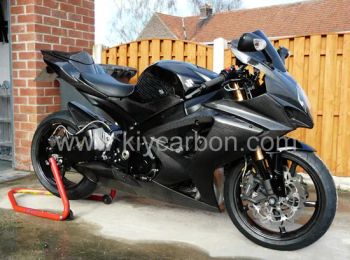 Carbon Fiber Motorcycle Spare Parts for Suzuki Gsxr 1000 Fenders Fairings Huggers - Shenzhen KIY Carbon Co., Ltd. - China