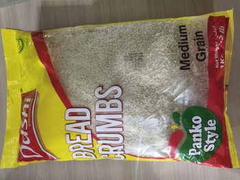 Panko Bread crumbs - 2-4mm grain size - off white color - adil - Pakistan