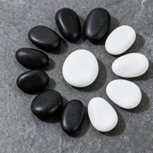High Polish Multicolor Stone Rain Flower Stone Factory Wholesale Colorful Paving Gravel Small Stones - Lingshou Chuangwei Mineral Products Processing Factory - China
