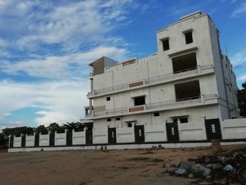 Building and flat Renovation Services Location Type All Size/Area Customized Design Type Customized Type Of Renovation - Sneha Associates - India