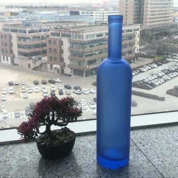 500ml 700ml 750ml Color Painting/Frosting/Spraying Clear Empty Glass Liquor/Wine/Spirit/Whisky/Vodka/Brandy/Gin Bottle with Corks - SHANDONG JINGNA GLASS CO., LTD. - China
