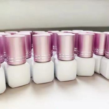 Eyelash Glue 0.5-1s Fast Drying Super Eyelash Extension Glue Supplies Makeup Private Label Lash Glue - Shenyang Waters International Co., Ltd - China
