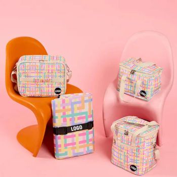 Classic Style Ice Bag, Suitable for Picnic, Outdoor Travel, Cooler Bag - Shaoxing Unique Umbrella Co., Ltd. - China