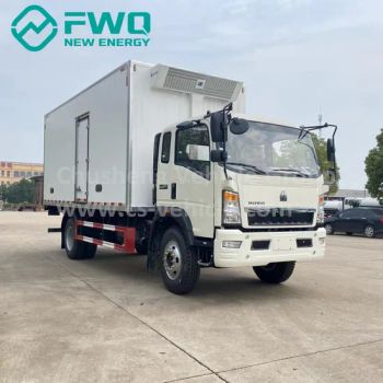 Sinotruk HOWO 4*2 Diesel Freezer Box Small Refrigerated Trucks for Frozen Meat and Chicken - HUBEI FURICH VEHICLE CO., LTD. - China