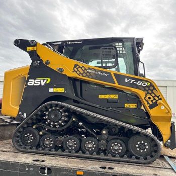 High Quality AVS POSI TRACK Loader Ready For Excavation Construction And Property Maintenance With Strong Hydraulic - CPW TRADE LTD - United Kingdom