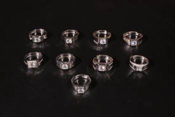 Elegant Luxurious High Clarity Moissanite Inlaid Adjustable Rings Exclusive Wedding Anniversary Gift - Guangxi Wuzhou Xingyuegems Co., Ltd - China