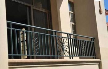 Flat Glass Iron Balcony Railing, For Home Design Bar Color Black Glass Type Flat Glass Usage/Application Home Safety Feature Adds - Flora Enterprises - India