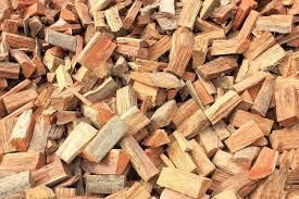Dry Kiln Firewood Type Wood Grade Premium Log Diameter 6–15 Cm Moisture Content ≤ 18% Log Length 25–30 Cm (customizable) - TRADE NEPAL LLC - United States