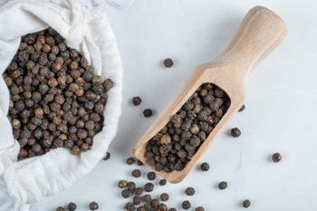Best Quality Black Pepper (Whole) – product photo, Whole Black Matpe products found from trusted suppliers, wholesalers, manufacturers & exporters Listing