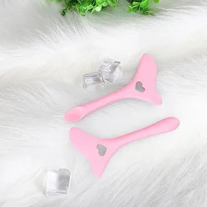 Multi-Purpose Silicone Makeup Tool for Winged Eyeliner Reusable Eyebrow Ruler Stencils for Eyes Makeup and Makeup Beginners - QingDao Ariel Import & Export Co., Ltd - China