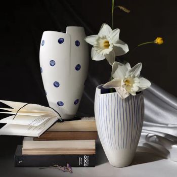 Decoration Plants Living Room Painted Flower Pots White Ceramic Vases for Home Decor Modern - Dongguan Xin Hua Artware & Lighting Co., Ltd. - China