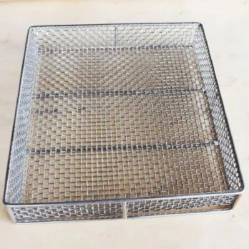 Grill Mesh Trays Crisper Bakery Baskets Food Grade Woven Nickels 8% Brand Cwth MOQ 10 Roll Origin China Model NO. c90 Trademark - Shijiazhuang Songhang Import and Export Trading Co., Ltd - China