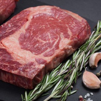 Buffalo Frozen Beef Meat Boneless Beef Export Quality  - SAEBYGARD AVLSGARD A/S - Denmark