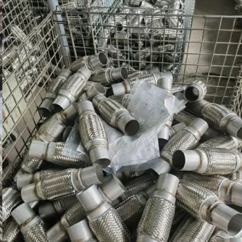 Car Exhaust Flexible Pipes Auto Exhaust System - Zhe Jiang Yue Ding Corrugated Tube Co., Ltd. - China