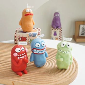 Wholesale Creative Funny Novelty Monster Candle Fragrance Birthday Gifts Colorful Monster Scented Candles - Sichuan Hongchen Ruihe Trade Co., Ltd. - China