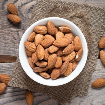 Premium California Almonds Fresh Crunchy Nuts Carefully Selected for Wholesale Export and Food Processing Buyers - PILOTEXPORT IMPORT AND EXPORT LTD - South Africa