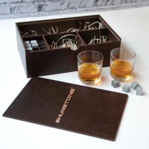 Wholesale Custom Crystal Whiskey Glasses Set of 2 Whisky Glass and Stones Gift Set - XIAMEN SHUNSTONE HOMEWARE CO., LTD. - China