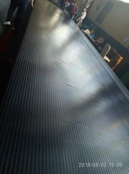 1 50 mm Wide Broad Ribbed Rubber Sheets Mats Runner Floor Rolls - Nanjing Demeters Rubber & Plastic Products Co., Ltd. - China