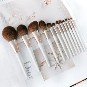 Amazon Hot Sale High Quality 12 Pearl White Makeup Brush Sets Soft Fiber Wood Handle Makeup Eye Shadow Set - Shenzhen MyColor Cosmetics Co., Ltd. - China