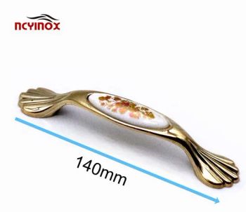 Luxury Modern Furniture Handles Knobs Interior Door Handles Cabinet Handles - Zhaoqing Yuxinda Hardware Products Co., Ltd. - China