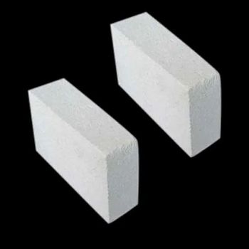 Rectangulr White Insulating Fire Bricks Weight 4Kg Form Solid Color White Material Clay Shape Rectangulr Service Temp 1050 Degree - Satyam Refractories - India