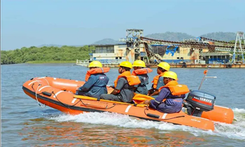 SAFIN 420 Inflatable Rescue Boat Length 4.2 M Breadth 1.8 M Colour Orange Service Life Extended Certifications Ec/med Uv Resistance - SHM SHIPCARE Sharks Safety (Vizag) Inc. - India