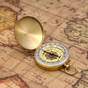 Survival Compass Metal Sighting Compass Mini Portable Copper Waterproof Luminous Navigation Multifunctional Retro Flip Compass - Quanzhou Huangbo Import and Export Co., Ltd - China