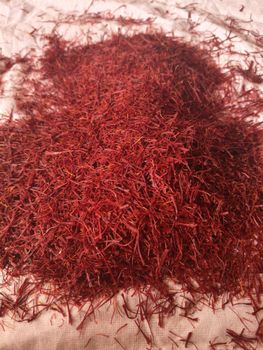 Saffron 100% purity from Utkarsh Entrprises Saffron 100% purity - Utkarsh Entrprises - India