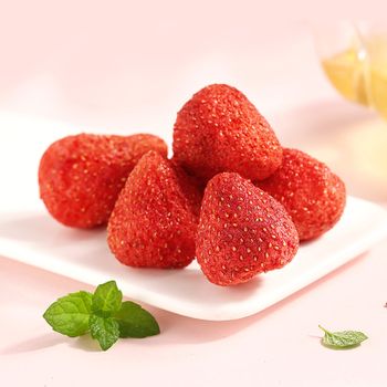 The factory sells high-quality strawberries in bulk frozen dried strawberries - Shantou Zaomeng Food Co., Ltd. - China