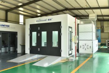 Auto Body Paint Booth Car Workshop Equipment with Good Quality - Shandong Longxiang Machinery Co., Ltd. - China