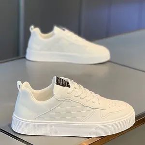 Customizable Wholesale Other Trendy Breathable Sport Casual Low-Top Non-Slip Soft-Soled Men Shoes Sneaker - Jinjiang Lailin Import and Export Trading Co., Ltd. - China