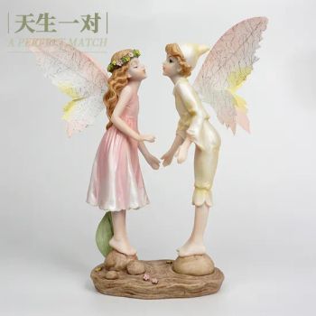 Customized 8inch 22cm Kissing Couple Resin Crafts Love Angel Ornaments Home Decorations Wedding Gift - Xiamen Qlfamily Technology Co., Ltd. - China