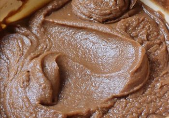 Date Paste and puree/Date Syrup Features Organic Halal Compliance Yes Origin Asia, Pakistan Texture Smooth, Thick Pulp Packaging Food-grade Drums Or Bulk Packs - AgriExtracts - Pakistan