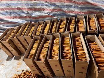 Cigarette Cassia Length 6-20cm Roll Percentage 85% Skin Condition Clean, Dry Fungus Presence No Fungus Impurities Level Under - Eximani Vietnam - Vietnam