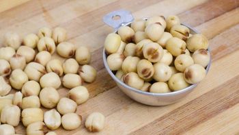 Dried Lotus Seeds from Vietnam Grade Dried Type Whole seeds Place of Origin - QHD International Trading - Vietnam
