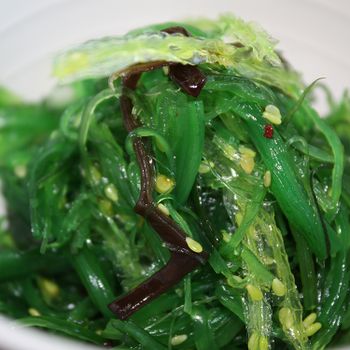Frozen Seaweed High Quality Wholesale Japan 8-10kg,vacuum Pack Packaging Frozen Seafood XIAMEN EAST OCEAN Foods CO., LTD. 25 Cm - Xiamen East Ocean Foods Co., Ltd. - China