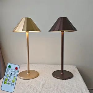 Remote Control Cordless Rechargeable 5200mAh Battery Wireless Table Lamp Interior USB Charging Decorative Lamp - Guangzhou Raiseking Electronics Co., Ltd. - China