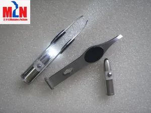 Illuminating Eyebrow Tweezers LED Tweezers for Promotional - Yangjiang Melina Cosmetics Factory - China