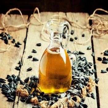 Wholesale Organic 100% Pure Refined Deodorized Edible Fractionated Sunflower Oil Top High Quality Oil - TRADECENTRIC LLC - United States